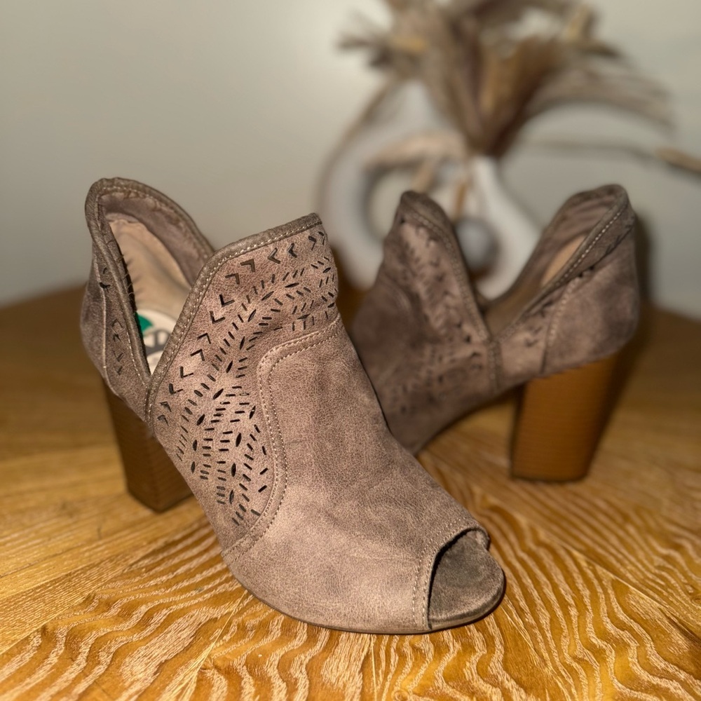 Fergalicious Taupe Peep-Toe Heels